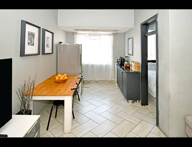 5 BEDROOM APARTMENT FOR SALE IN HIGHLANDS NORTH